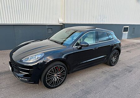 Porsche Macan Turbo