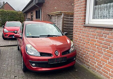 Renault Clio gebraucht kaufen Renault Clio Dynamique 1.5 dCi FAP Eco2 63kW Dynamique