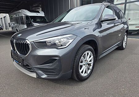BMW X1 gebraucht kaufen BMW X1 sDrive 16 d 1.5 SAV Autom. NAV Sitzh.