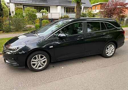 Opel Astra Sports Tourer 1.0 Turbo / Automatik