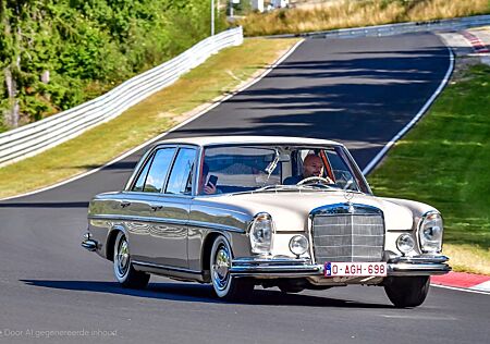 Mercedes-Benz S 250
