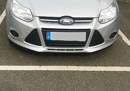 Ford Focus 1,6TDCi 77kW ECOnetic 99g SYNC Edition...