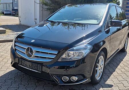 Mercedes-Benz B 200 CDI/2.Hand-Vollscheckheft-Navi