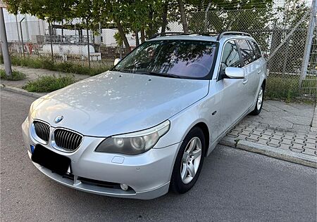 BMW 525 gebraucht kaufen BMW 525i *KLIMA*AUTOM*PANO*SHZ*LEDER*NAVI,*PDC*