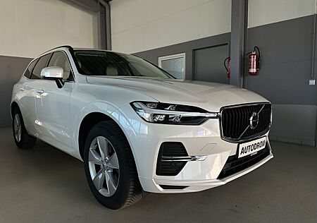 Volvo XC 60 2.0D Aut. Core /Kamera/LED/DAB+/Leder