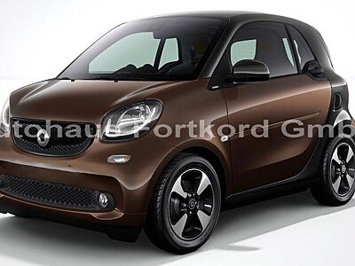Smart ForTwo PERFECT - Pano., Navi, SHZ, Kam. ...