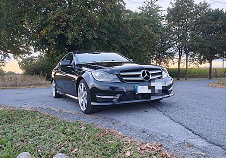Mercedes-Benz C 250 CDI Coupe - AMG Ausstattungspaket