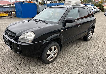 Hyundai Tucson gebraucht kaufen Hyundai Tucson 2.0 CRDi VGT GLS