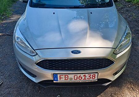 Ford Focus 1,0 EcoBoost 92kW Business Edition Bus...