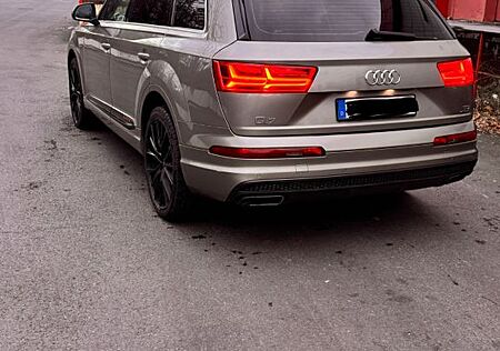 Audi Q7 ultra 3.0 TDI quattro tiptronic -