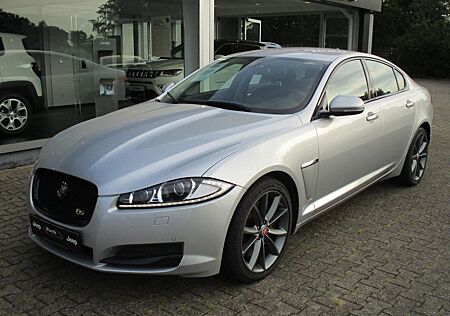 Jaguar XF 3,0 V6 Diesel S Navi Black Pack 19"