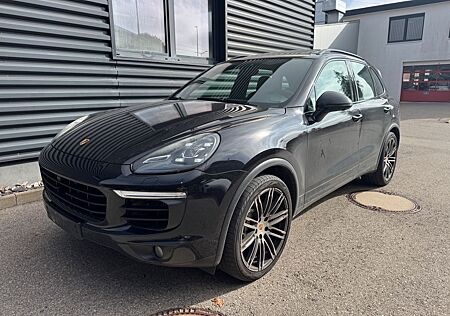 Porsche Cayenne S Diesel DVD im Fond/Luft/21"/Burmester