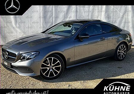 Mercedes-Benz E 220 E 220d Avantgarde Night AHK+MultiBeam+Pano+8fach