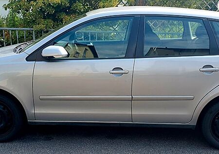 VW Polo Volkswagen 1.2 - Mit Klima, TÜV Neu, zu Verkaufen