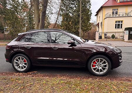 Porsche Macan Turbo
