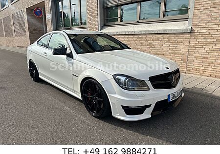 Mercedes-Benz C 63 AMG C63 AMG Coupé PERFOMANCE *CARBON/DISTRONIC PLUS