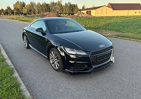 Audi TT 8S Coupe 2.0 TDI 2x S-Line Matrix unfallfree