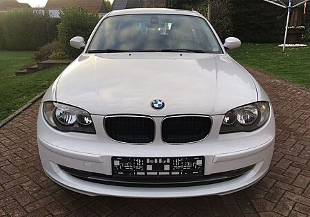 BMW 116i FACELIFT*KLIMA*PDC*TEMPOMAT*ALUFELGEN