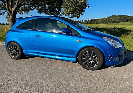 Opel Corsa 1.6 Turbo OPC