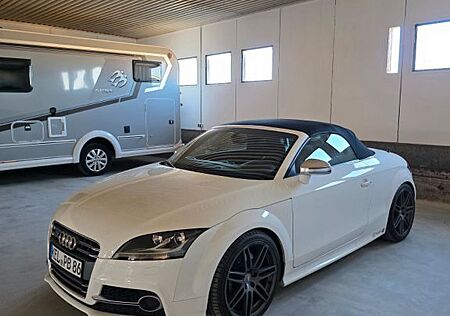 Audi TTS Roadster 2.0 TFSI quattro - Schalter !