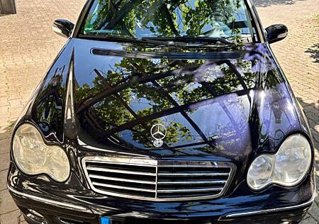 Mercedes-Benz C 180 KOMPRESSOR AVANTGARDE Avantgarde