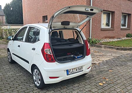 Hyundai i10 treuer Begleiter mit wenig Laufleistung