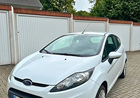 Ford Fiesta 1,25 44kW Trend |TÜV 03/2027 |Neue Reifen