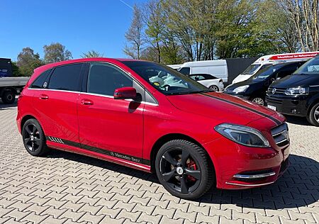 Mercedes-Benz B 180 d**Sportpaket**Navi**Bi-Xenon**Leder**