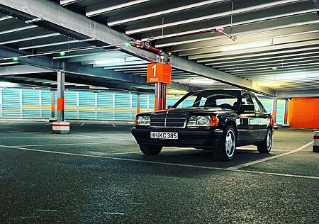 Mercedes-Benz 190