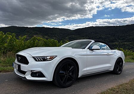 Ford Mustang 2.3 EcoBoost / EU-Modell