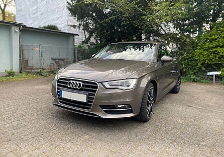 Audi A3 1.6 TDI Attraction / Top gepflegter Zustand