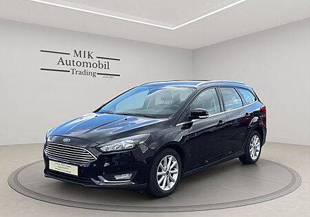 Ford Focus Turnier Titanium 1. Hand - Scheckheft