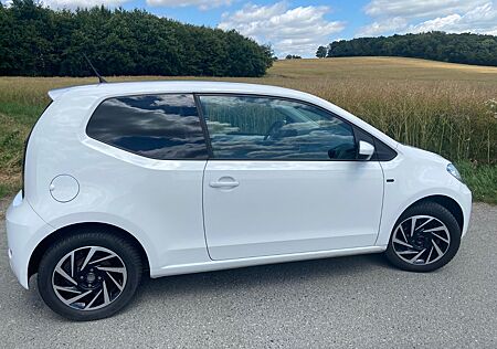 VW Up Volkswagen ! 1.0 44kW EZ 2018, 60 PS, 72550km, TÜV neu!