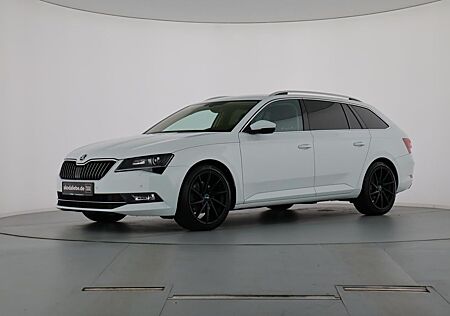 Skoda Superb gebraucht kaufen Skoda Superb COMBI STYLE 1.4TSI BI-XENON+SITZHEIZUNG