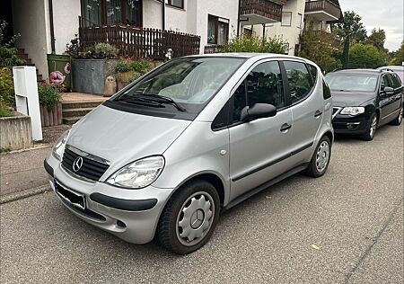 Mercedes-Benz A 140 Classic RADIO 8-FACH BEREIFT NUR 15.000 KM