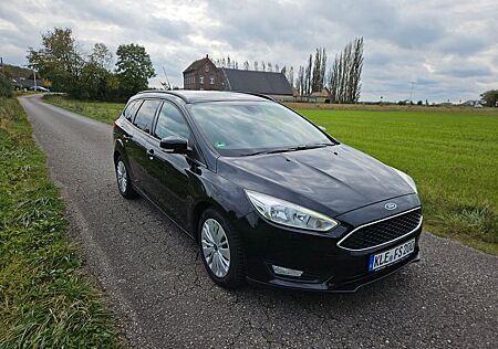 Ford Focus 1,0 EcoBoost 74kW Business Turnier Bus...