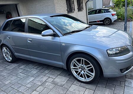 Audi A3 2.0 FSI S line Sportpaket plus Sportback ...