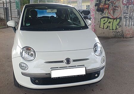 Fiat 500 1. Hand , Leder ,Klimaauto ,pano. Dach