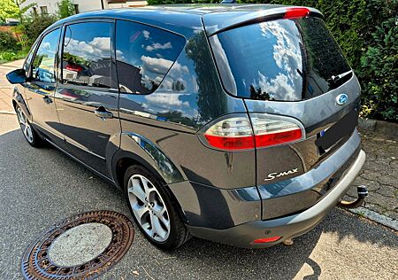 Ford S-Max 1.8 TDCi 92kW Titanium AHK LEDER