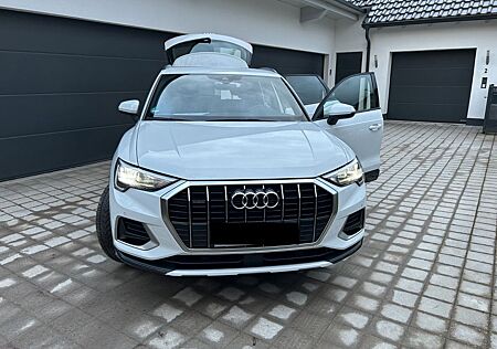 Audi Q3 45 TFSI quattro S tronic advanced advanced