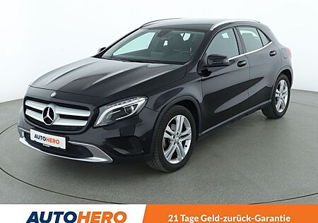 Mercedes-Benz GLA 180 Urban *BI-XENON*PDC*NAVI*SHZ*