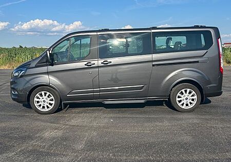 Ford Tourneo Custom Titanium, L2 VA Automatik, 9Sitze