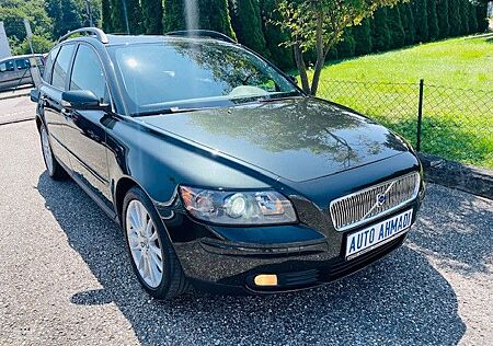 Volvo V50 2.4i Momentum AUTOMATIK