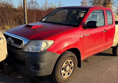 Toyota Hilux 2.5 D4D 4x4 Klima + Winterdienst