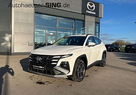 Hyundai Tucson Keyless Totwinkelassi. Sitzhzg NAV AC/AA