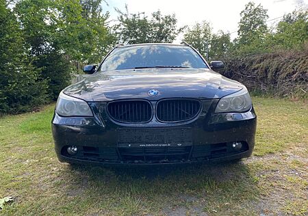 BMW 525d A touring -