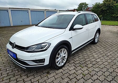 VW Golf Volkswagen VII 2,0TDi Var/ Alltrack/AHK/Standhzg