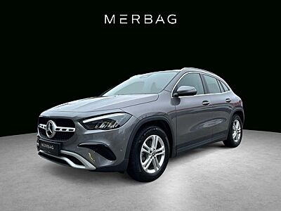 Mercedes-Benz GLA 180 AHK LED Navi SHZ Fernlichtass. Kam. LM