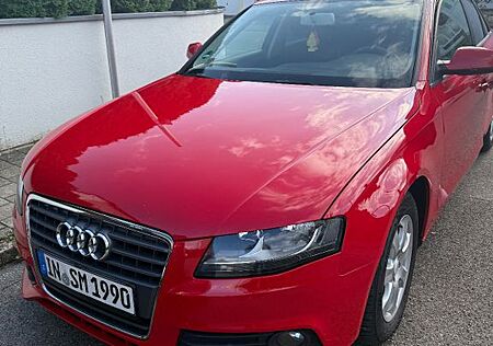 Audi A4 1.8 TFSI 88kw Attraction Attraction