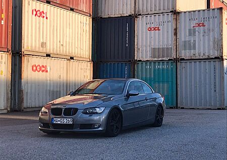 BMW 325i E93 M-Paket ab Werk Xenon/Leder